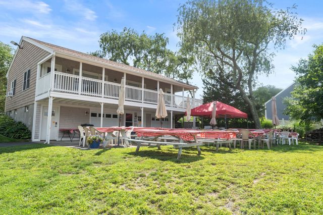 52 Calef Ave, Swansea, MA 02777