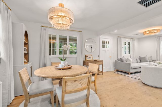 52 Calef Ave, Swansea, MA 02777