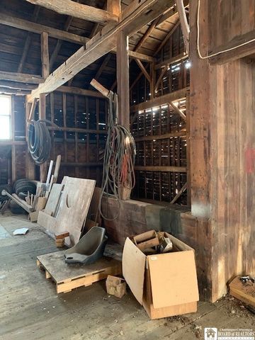 2775 King Road, Sheridan, NY 14062