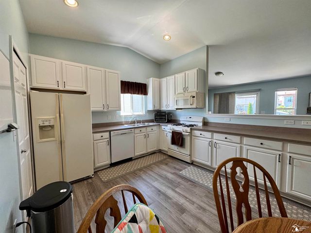 7040 Poplar Drive, Ypsilanti, MI 48197