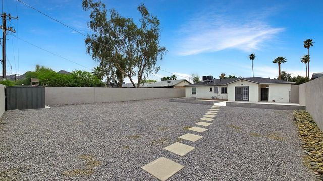 1216 E Desert Park Lane, Phoenix, AZ 85020