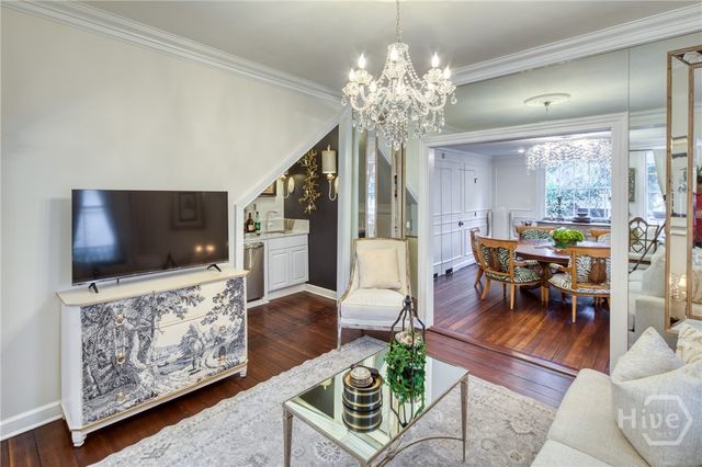 214 E Liberty Street, Savannah, GA 31401