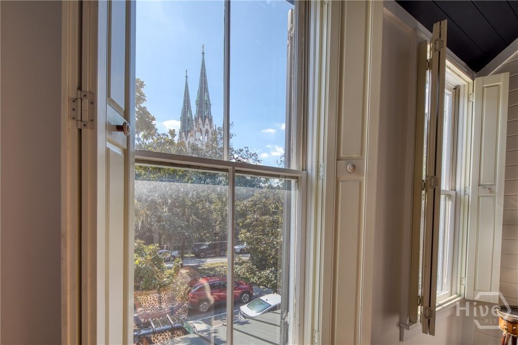 Image 23 of property listing at 214 E Liberty Street, Savannah, GA 31401