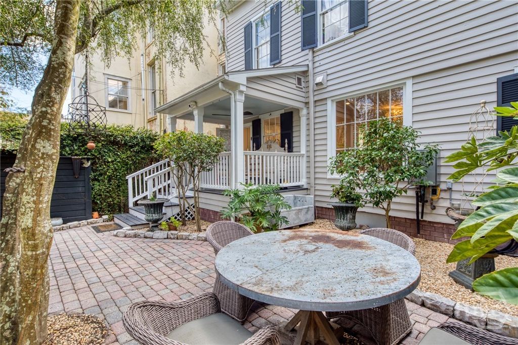 Image 32 of property listing at 214 E Liberty Street, Savannah, GA 31401