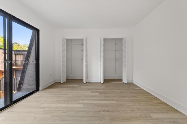 14201 SW 94th Cir Ln 103-5, Miami, FL 33186