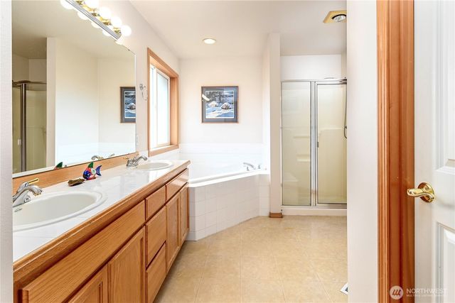 18323 10th Drive SE, Bothell, WA 98012