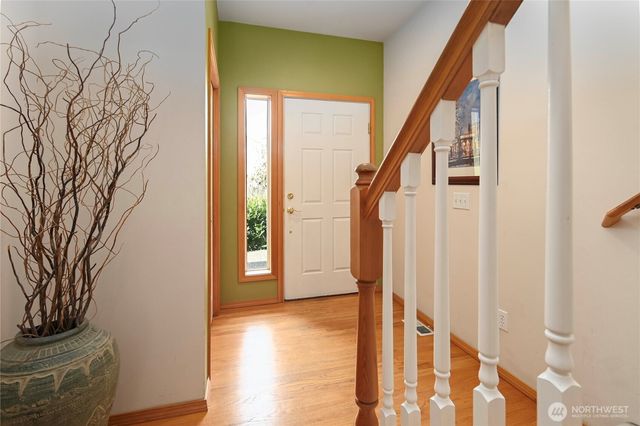 18323 10th Drive SE, Bothell, WA 98012