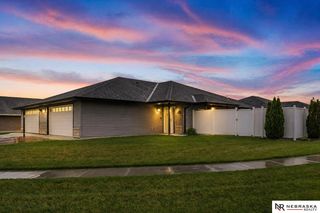 3532 Holly Blue Drive, Lincoln, NE 68504