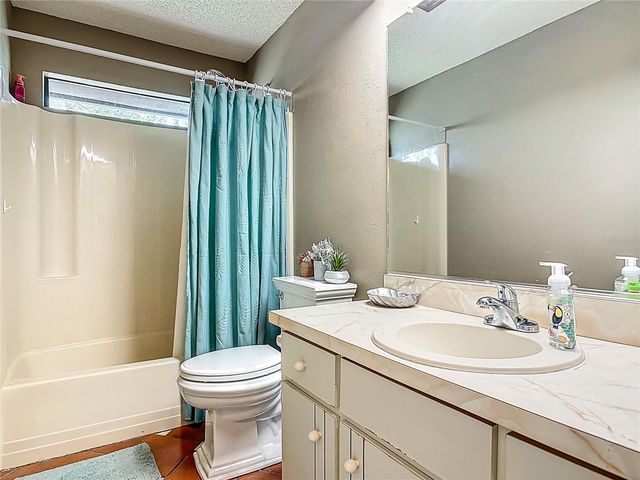 2420 QUAILS ROOST PLACE, De Leon Springs, FL 32130