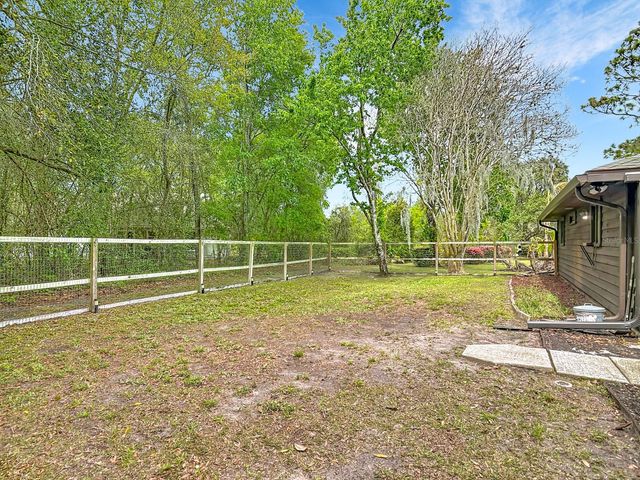 2420 QUAILS ROOST PLACE, De Leon Springs, FL 32130