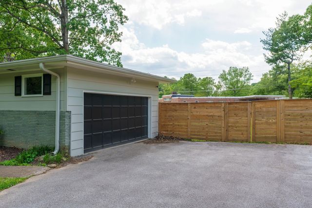 2531 Avalon Circle, Chattanooga, TN 37415