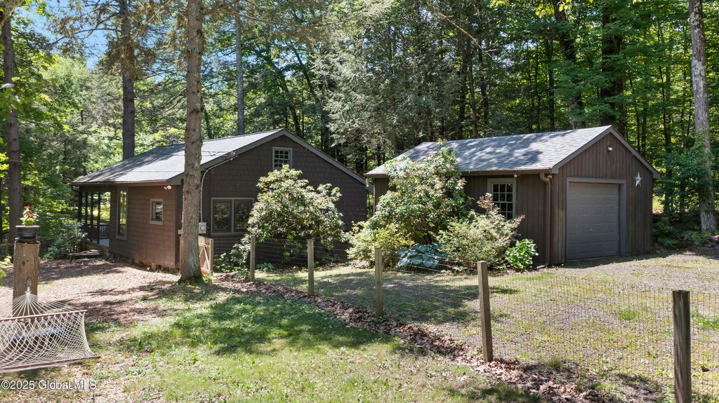 96 Enchanted Valley Road, Durham, NY 12423