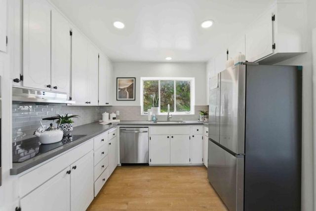 15245 Francis Oaks Way, Los Gatos, CA 95032