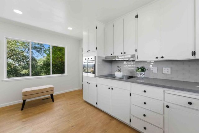 15245 Francis Oaks Way, Los Gatos, CA 95032