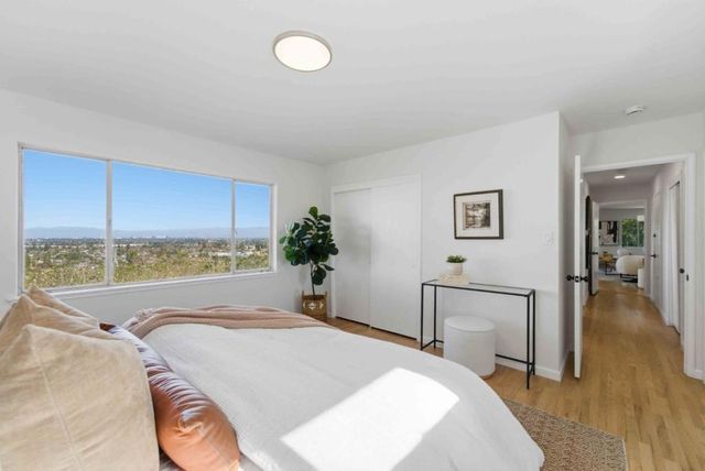 15245 Francis Oaks Way, Los Gatos, CA 95032