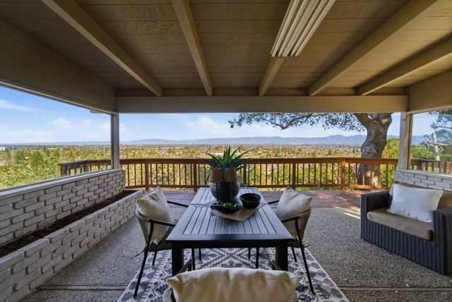 15245 Francis Oaks Way, Los Gatos, CA 95032