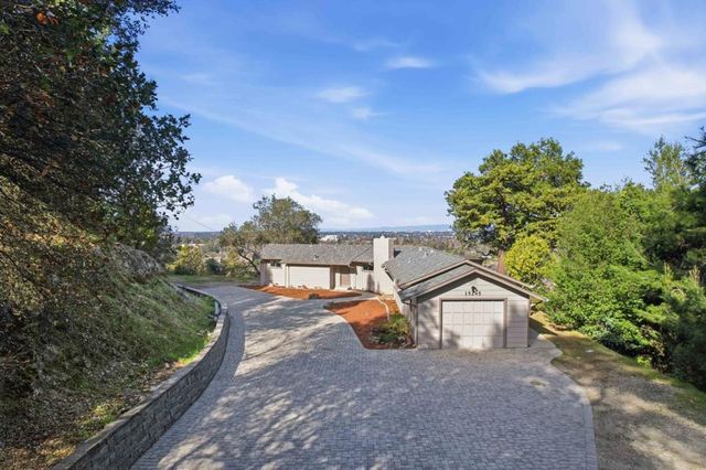 15245 Francis Oaks Way, Los Gatos, CA 95032