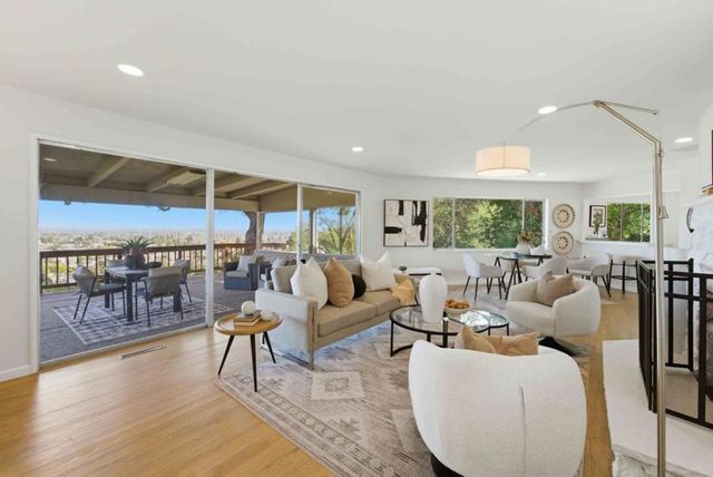 15245 Francis Oaks Way, Los Gatos, CA 95032