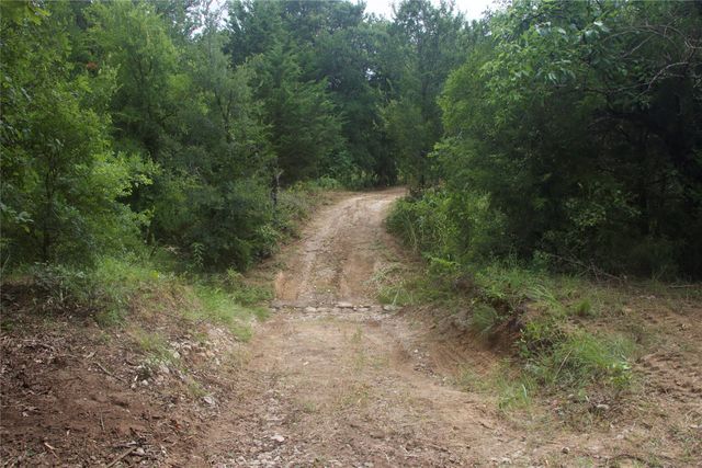 1309 County Road 1895, Sunset, TX 76270