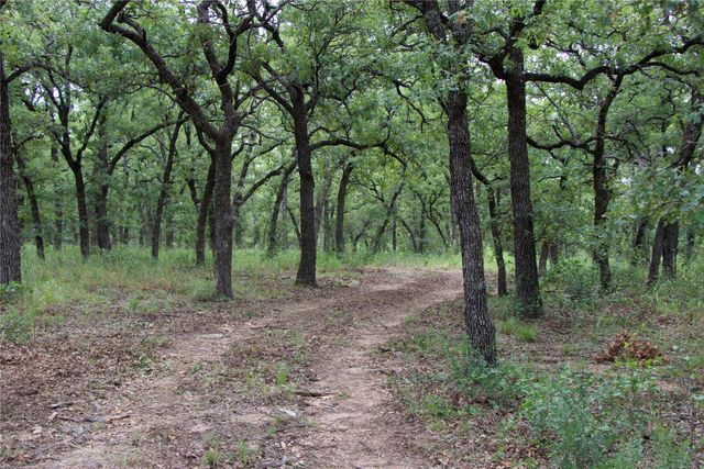 1309 County Road 1895, Sunset, TX 76270