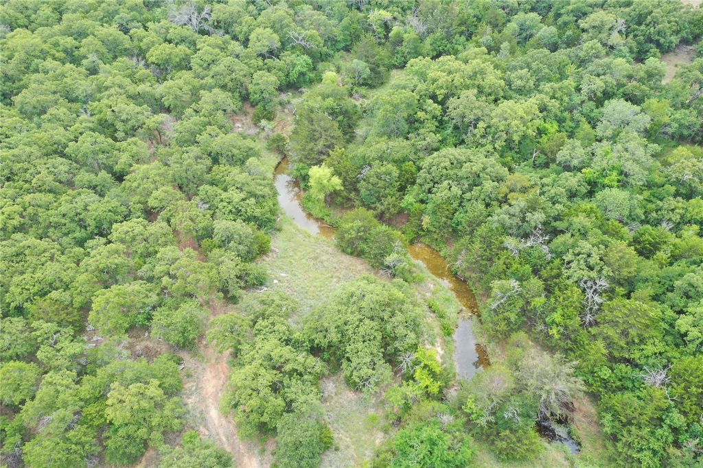 1309 County Road 1895, Sunset, TX 76270