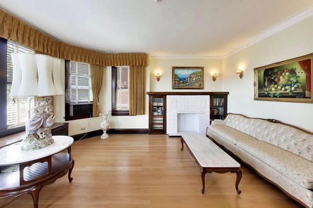 1631 N Natchez Avenue, Chicago, IL 60707