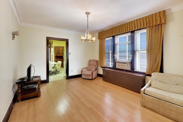 1631 N Natchez Avenue, Chicago, IL 60707