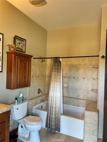 7197 Perlman, Sanger, CA 93657