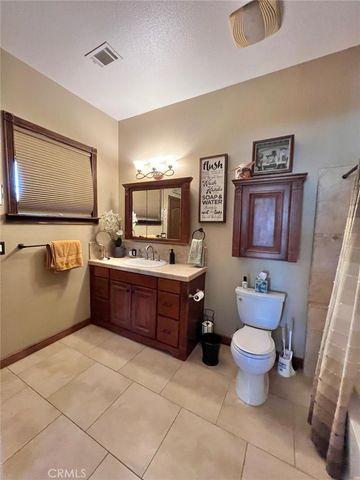 7197 Perlman, Sanger, CA 93657