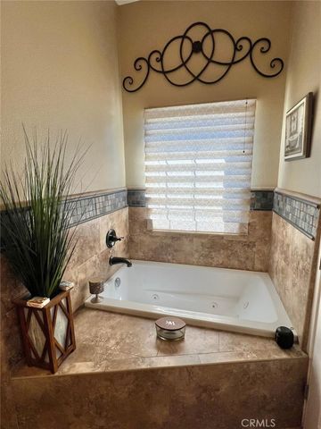 7197 Perlman, Sanger, CA 93657