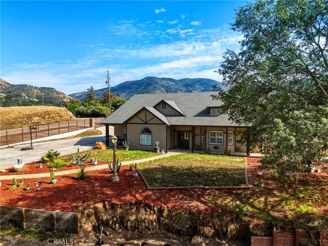7197 Perlman, Sanger, CA 93657