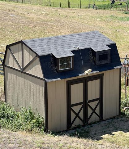 7197 Perlman, Sanger, CA 93657
