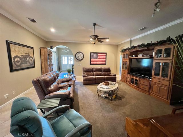 7197 Perlman, Sanger, CA 93657