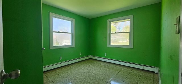 30 Aspen St, Brockton, MA 02302