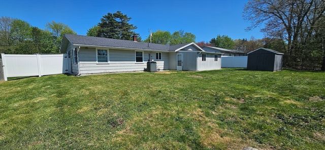 30 Aspen St, Brockton, MA 02302