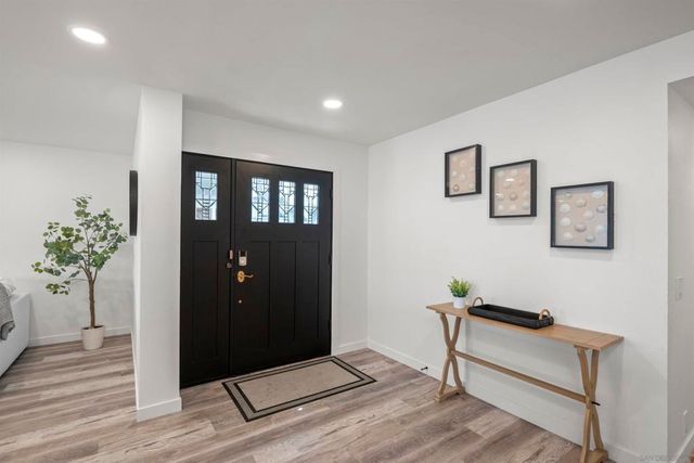 13 Antigua Court, Coronado, CA 92118