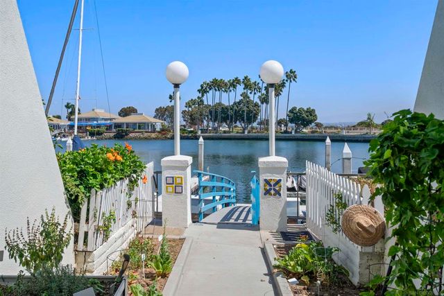 13 Antigua Court, Coronado, CA 92118