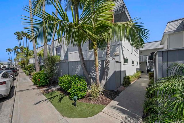 13 Antigua Court, Coronado, CA 92118