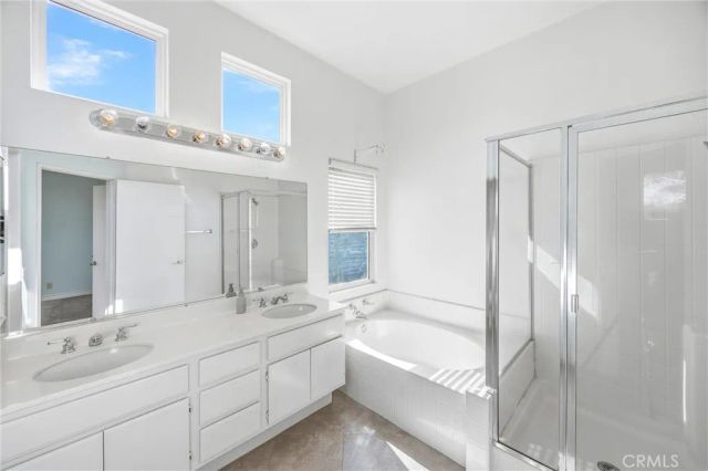 854 TWIN HILLS, Banning, CA 92220