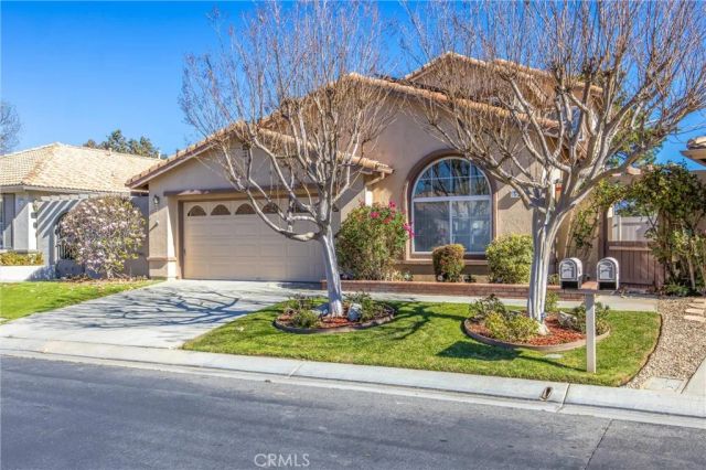 854 TWIN HILLS, Banning, CA 92220