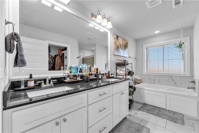 410 Brooke Street, Tontitown, AR 72762