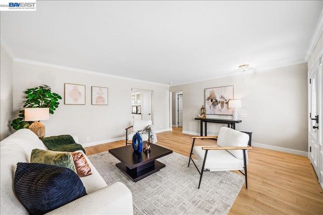 552 552 Hanover St, Livermore, CA 94551