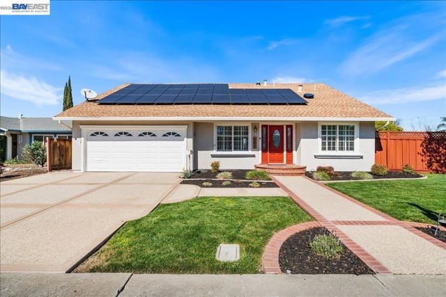 552 552 Hanover St, Livermore, CA 94551