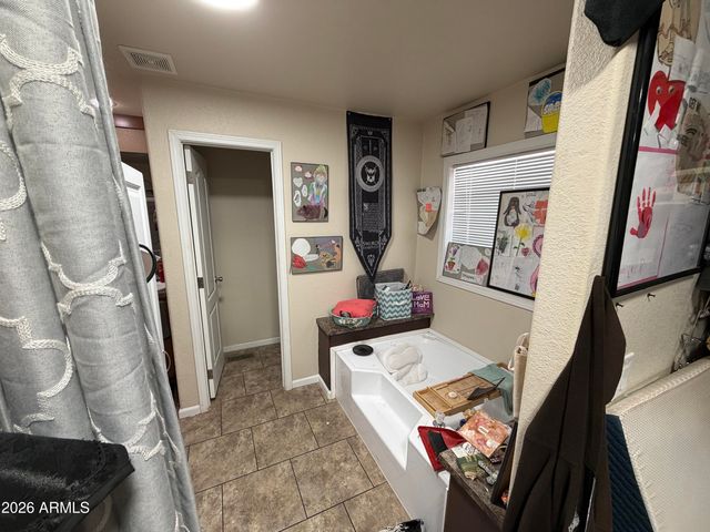 3150 W Roundup Street, Apache Junction, AZ 85120