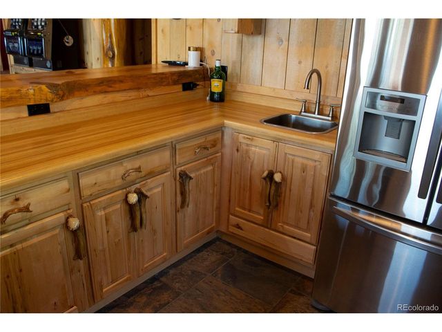 560 Cap Rock Dr, Canon City, CO 81212