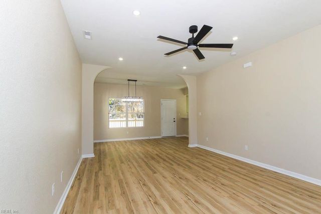 1452 Oliver AVE, Chesapeake, VA 23324