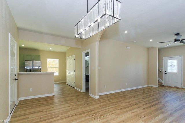 1452 Oliver AVE, Chesapeake, VA 23324