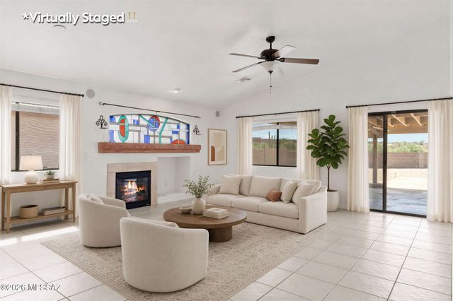 7700 N Sun Flair Drive, Tucson, AZ 85741