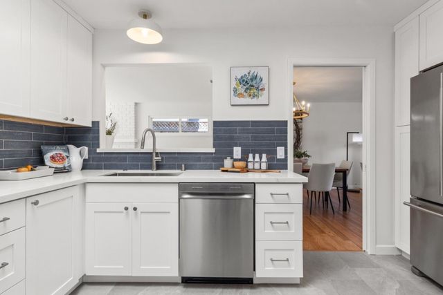 41 Maple Way, San Carlos, CA 94070