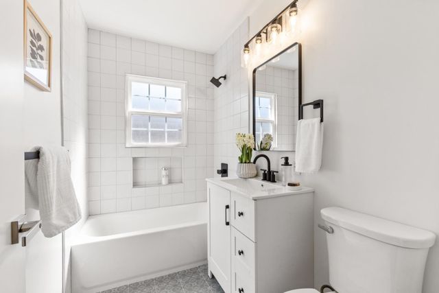 41 Maple Way, San Carlos, CA 94070